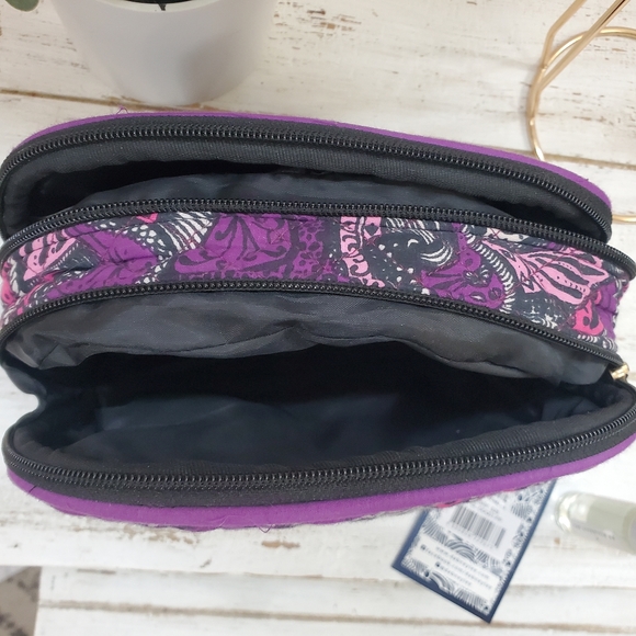 Dabney Lee Makeup Case & The Lyfestyle Co. Temple Rub Calming EssOil. Bundle - Picture 4 of 12